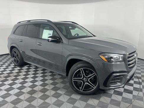 New 2026 Mercedes-Benz GLS 450 450 image 2