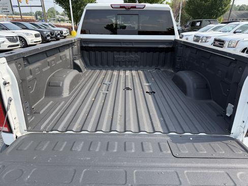 Used 2024 Chevrolet Silverado 2500 High Country w/ High Country Premium Package AWD/4WD image 33