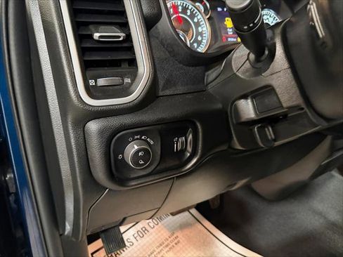 Certified 2024 RAM 2500 Big Horn w/ Sport Appearance Package AWD/4WD image 41