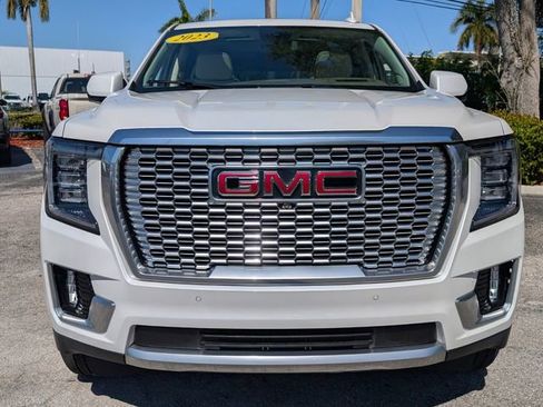 Used 2023 GMC Yukon XL Denali w/ Max Trailering Package AWD/4WD image 2