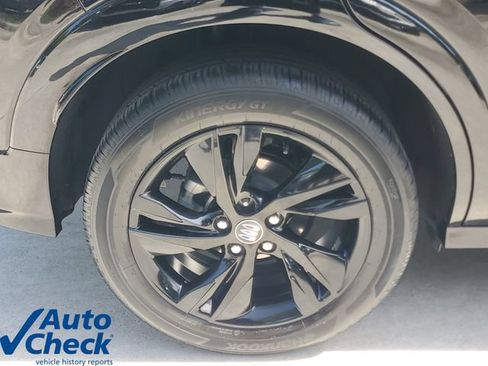 Used 2024 Buick Encore GX Sport Touring w/ Advanced Technology Package FWD image 8