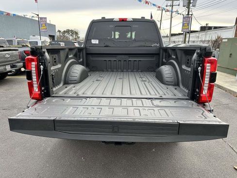 New 2026 Ford F250 Lariat w/ Black Appearance Package AWD/4WD image 8