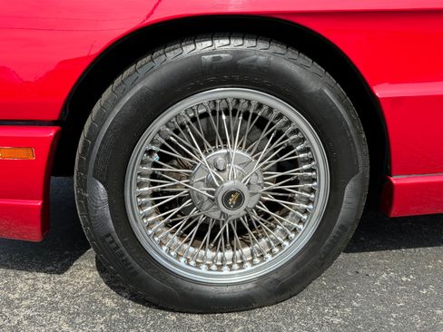 Used 1991 Alfa Romeo Spider Veloce image 31