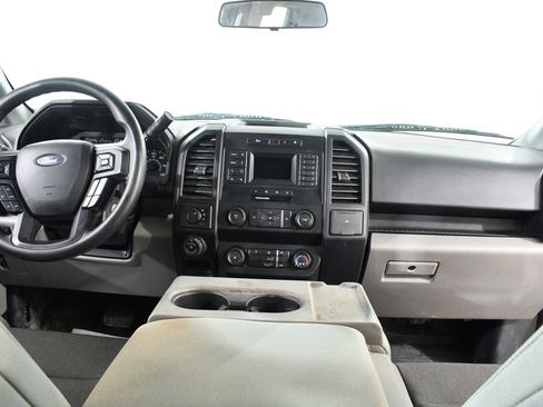 Used 2020 Ford F150 XL w/ Equipment Group 101A Mid AWD/4WD image 7