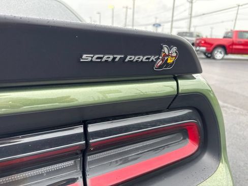 Used 2020 Dodge Challenger R/T Scat Pack RWD image 18