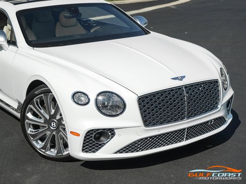 Used 2023 Bentley Continental GT V8 image 74