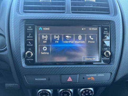 Used 2025 Mitsubishi Outlander Sport SE AWD/4WD image 25