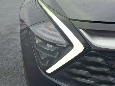 Used 2023 Kia Sportage LX image 10