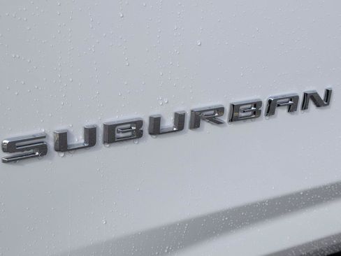 New 2026 Chevrolet Suburban LT w/ Comfort Package AWD/4WD image 8