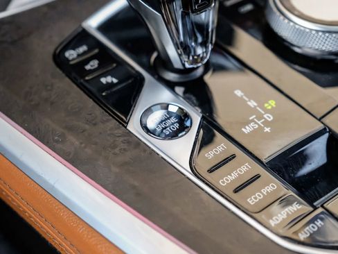 Used 2022 BMW X5 sDrive40i w/ M Sport Package image 19