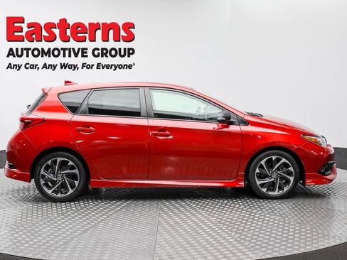 Used 2018 Toyota Corolla iM w/ Carpet Mat Package (TMS) image 4