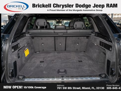 Used 2024 BMW X5 xDrive50e image 9