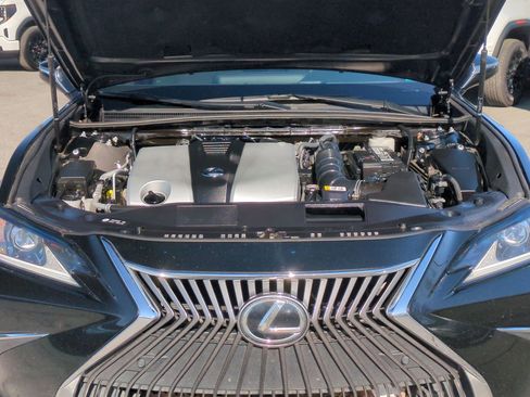 Used 2020 Lexus ES 350 w/ Premium Package image 17