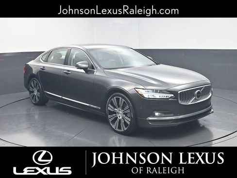 Used 2024 Volvo S90 B6 Ultimate image 3