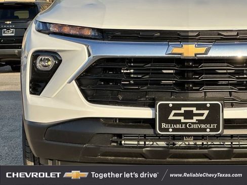 New 2026 Chevrolet TrailBlazer LS w/ LS Convenience Package FWD image 8
