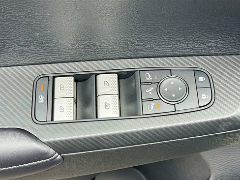 New 2026 Mitsubishi Outlander SE FWD image 18