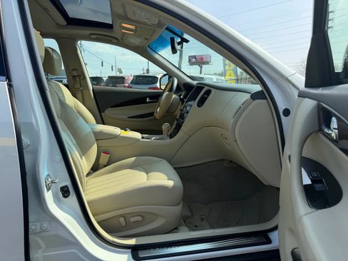 Used 2012 INFINITI EX35 Journey w/ Premium Pkg AWD/4WD image 11