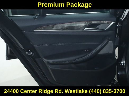 Used 2023 BMW 530i xDrive w/ Premium Package AWD/4WD image 13