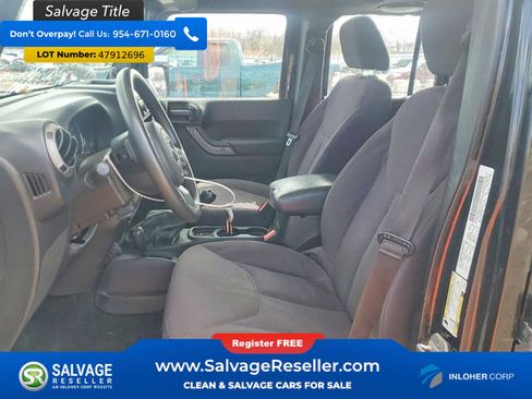 Used 2013 Jeep Wrangler Unlimited Sport AWD/4WD image 9