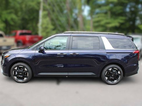 New 2025 Kia Carnival EX image 5