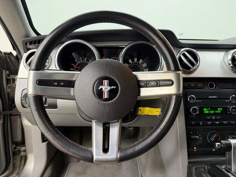 Used 2008 Ford Mustang Premium RWD image 23