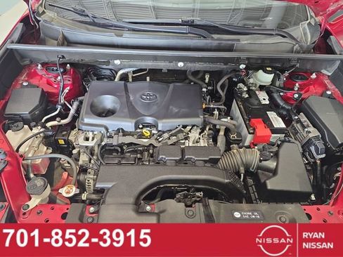 Used 2021 Toyota RAV4 XLE Premium AWD/4WD image 43