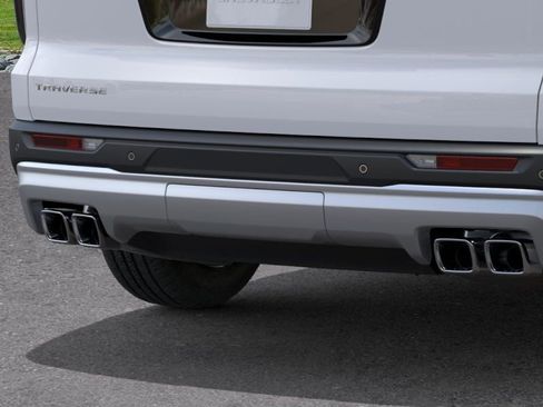 New 2026 Chevrolet Traverse LT image 14