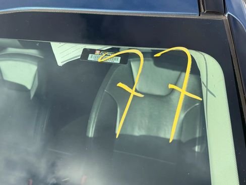 Used 2023 Kia Niro image 32