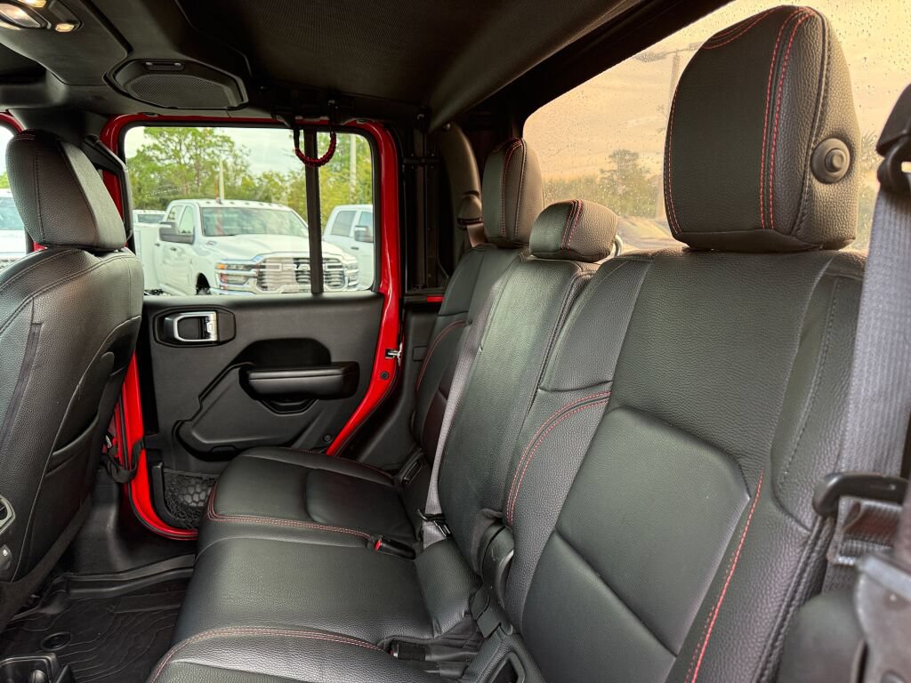 Used 2020 Jeep Gladiator Sport w/ Quick Order Package 24S AWD/4WD image 11