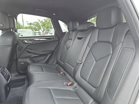 Used 2023 Porsche Macan Turbo AWD/4WD image 14