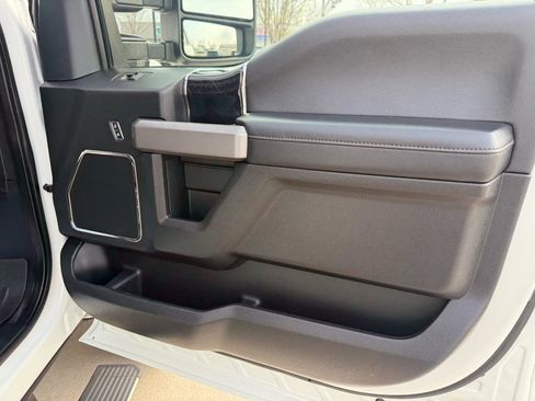 Used 2020 Ford F250 Platinum image 19