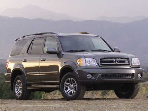 Used 2004 Toyota Sequoia Limited image 1