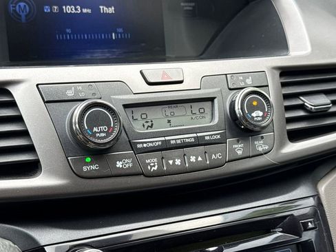 Used 2015 Honda Odyssey EX-L image 21