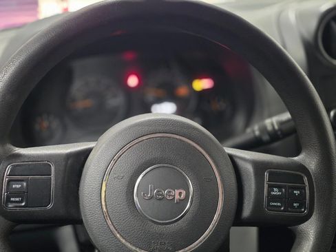 Used 2017 Jeep Patriot Sport w/ Power Value Group image 15