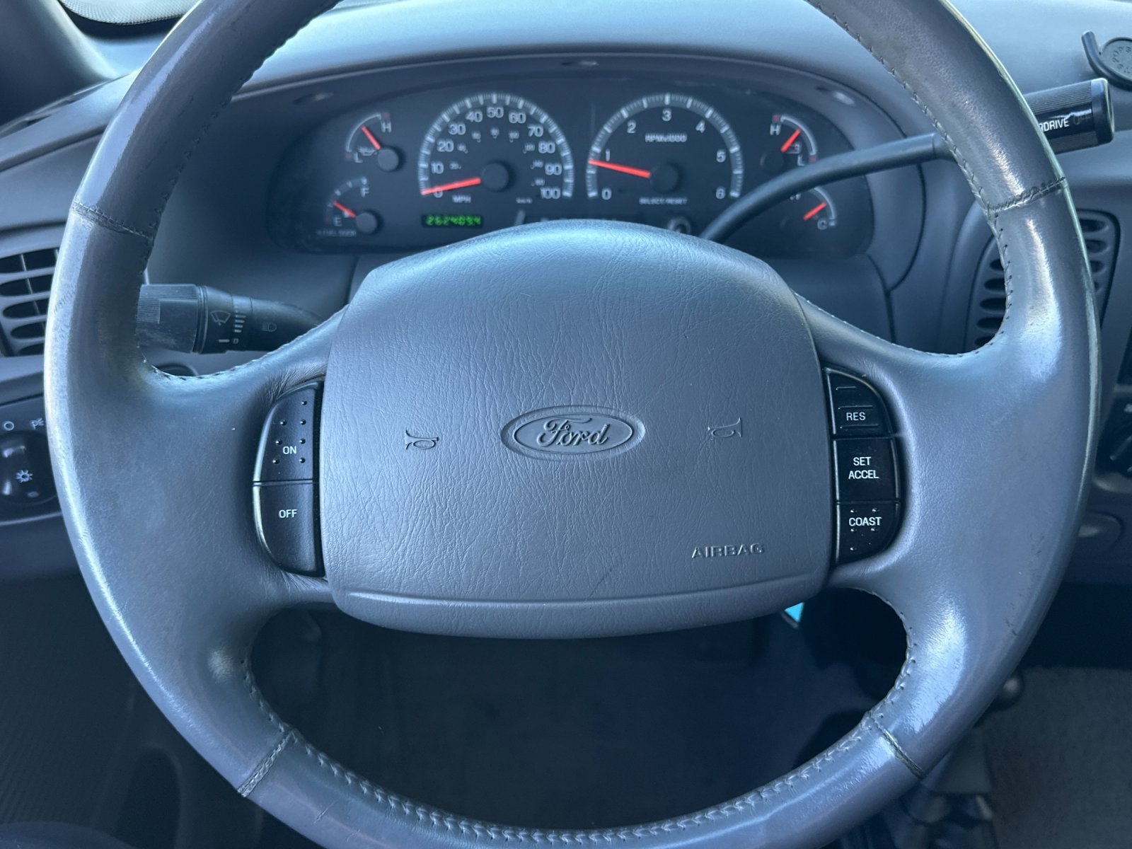 Used 2001 Ford F150 XLT AWD/4WD image 21