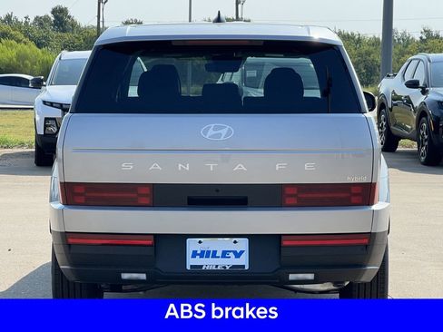 New 2026 Hyundai Santa Fe SE image 5