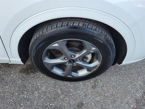 Used 2023 Ford Escape ST-Line image 6