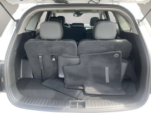 Used 2023 Kia Sorento S w/ Panoramic Sunroof Package FWD image 11