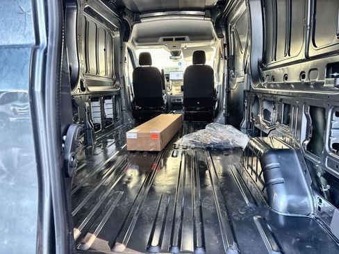 New 2026 Ford Transit 150 148 Medium Roof AWD image 25
