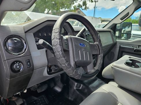 Used 2013 Ford F250 XL w/ PWR Equipment Group image 6