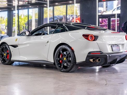 Used 2023 Ferrari Portofino M RWD image 4
