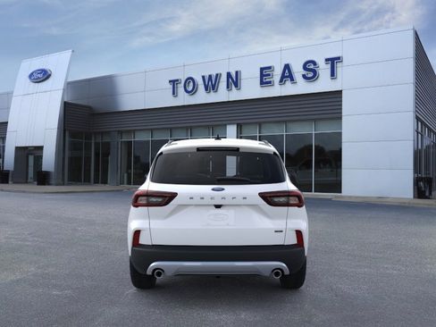New 2026 Ford Escape SE FWD image 5