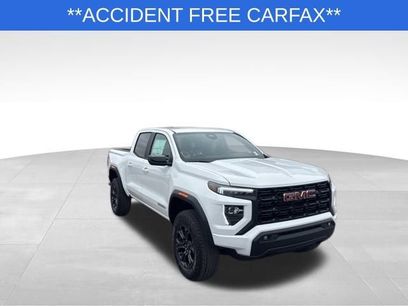 Used 2025 GMC Canyon Elevation w/ Convenience Package