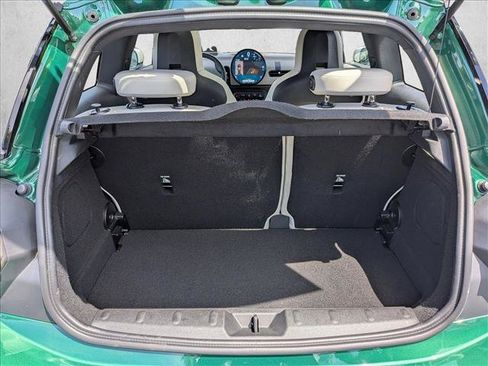Used 2025 MINI Cooper 2-Door Hardtop FWD image 6