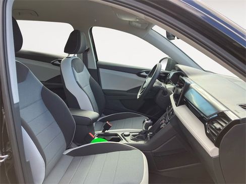 New 2025 Volkswagen Taos S image 15