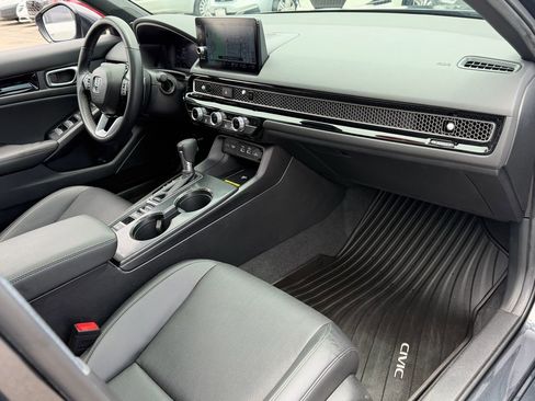 Used 2024 Honda Civic Sport Touring image 17