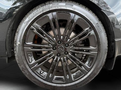 New 2026 Land Rover Range Rover Long Wheelbase Autobiography AWD/4WD image 11