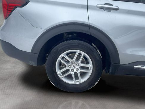 Certified 2025 Ford Explorer Active image 25