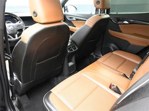 Used 2021 Buick Envision Essence w/ Technology Package I image 17