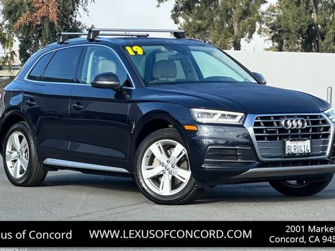 Used 2019 Audi Q5 2.0T Premium Plus w/ Premium Plus Package image 1